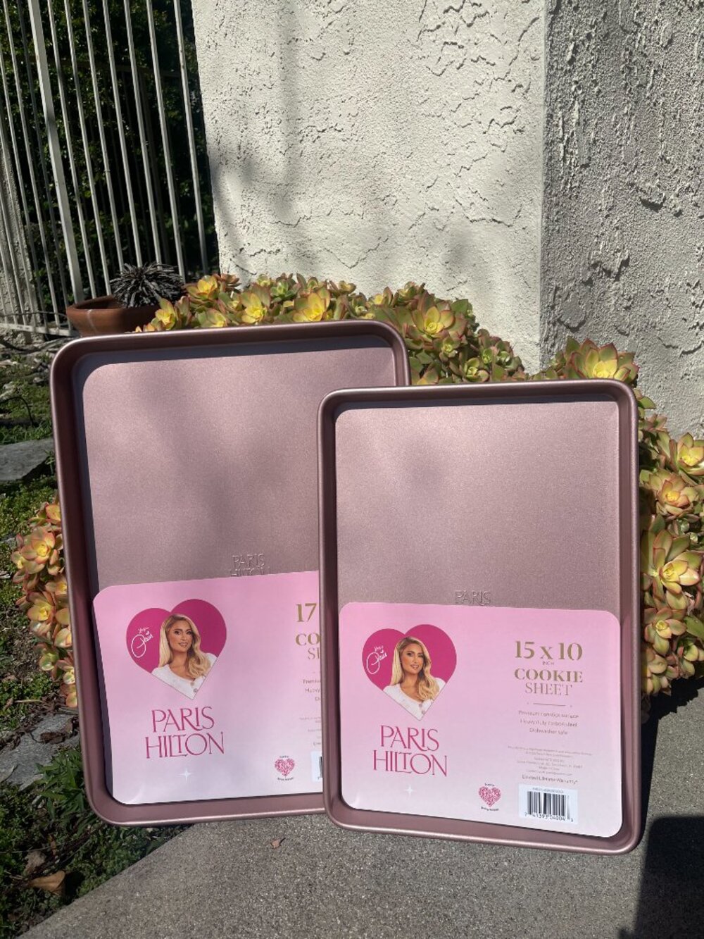 Paris Hilton Rose Gold Cookie Sheet Set 2pc NWT